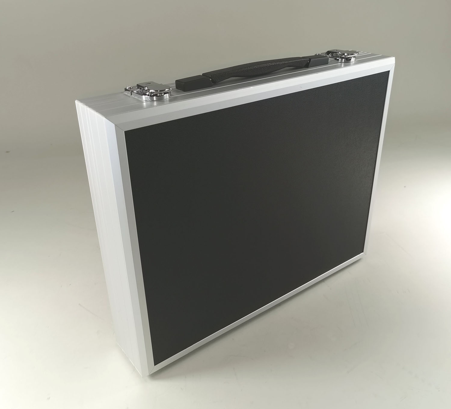 SOLID-LITE KASSETTE 1 Aluminium-Koffer grau