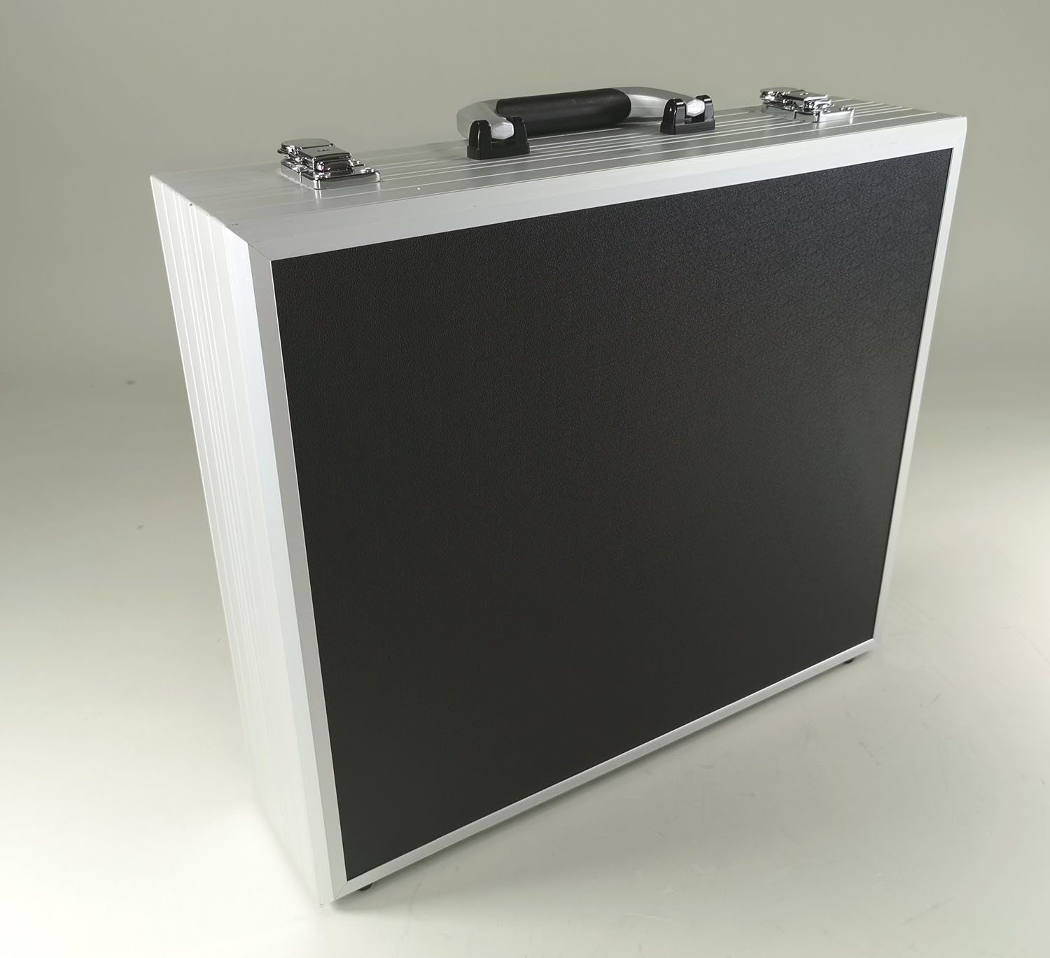 SOLID-LITE KASSETTE Aluminium-Koffer schwarz